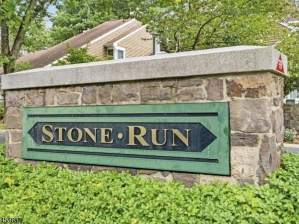 62 Stone Run Rd, Bedminster, NJ 07921