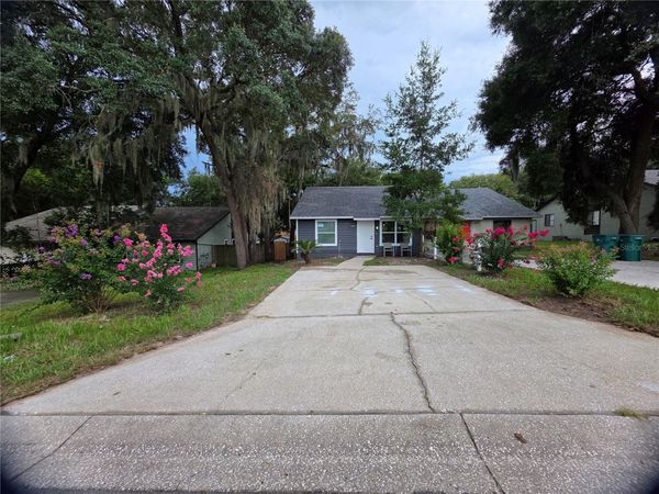 1422 PLYMOUTH AVENUE , MOUNT DORA, FL 32757