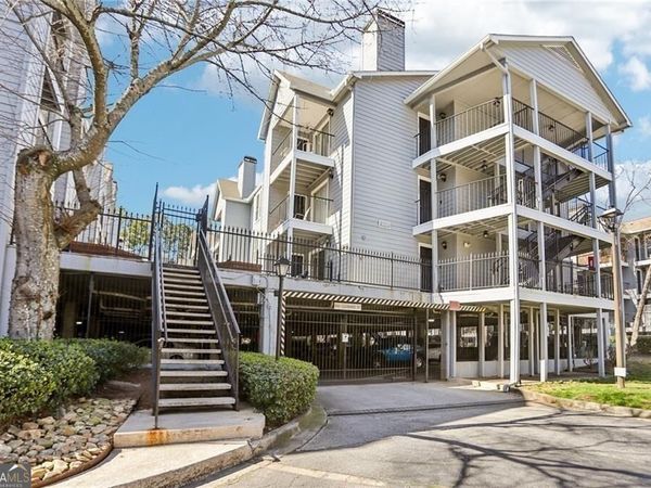 324 Granville Court, Sandy Springs, GA 30328