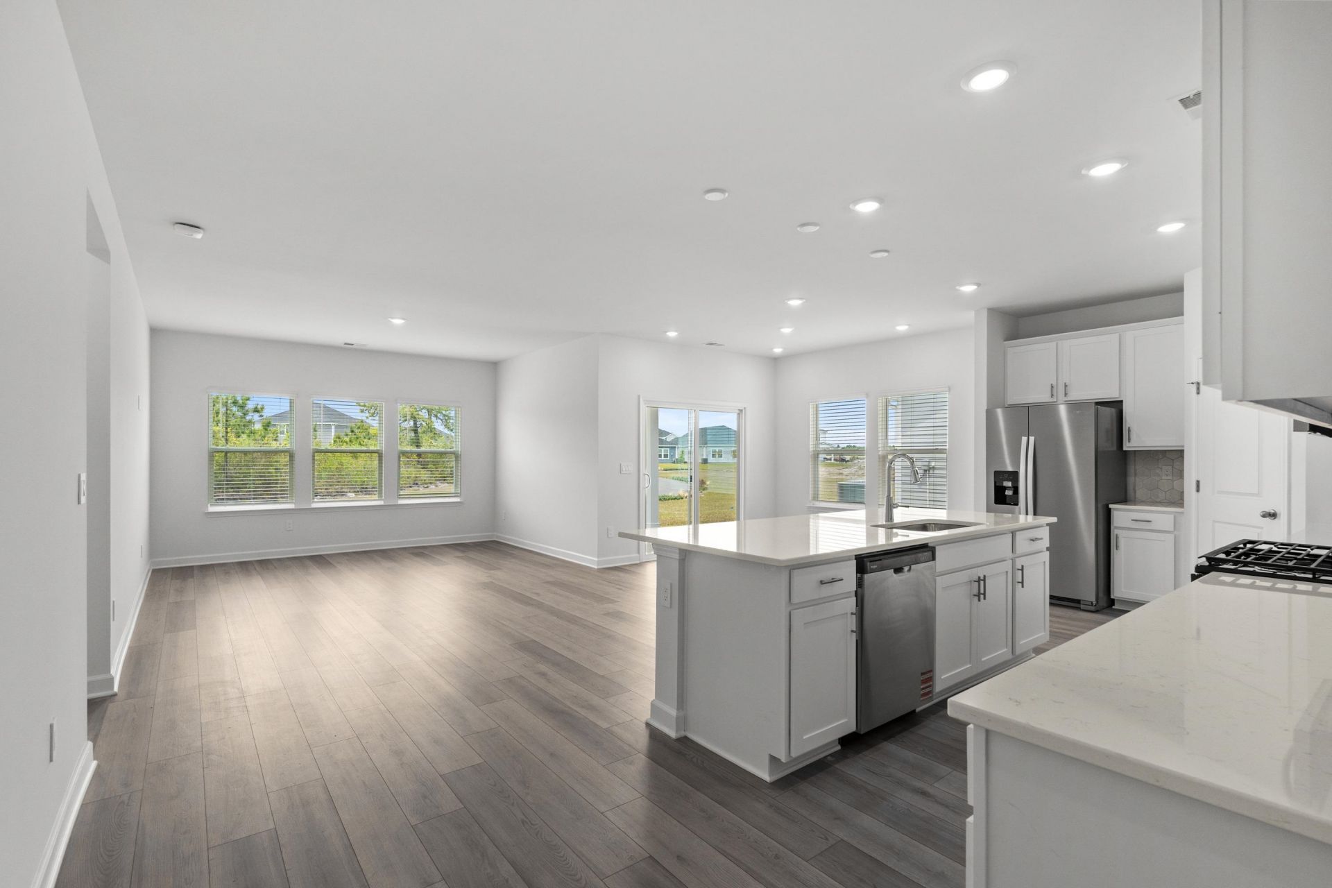 416 Congaree St Photo 24
