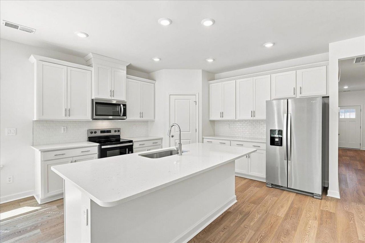 412 Congaree St Photo 19