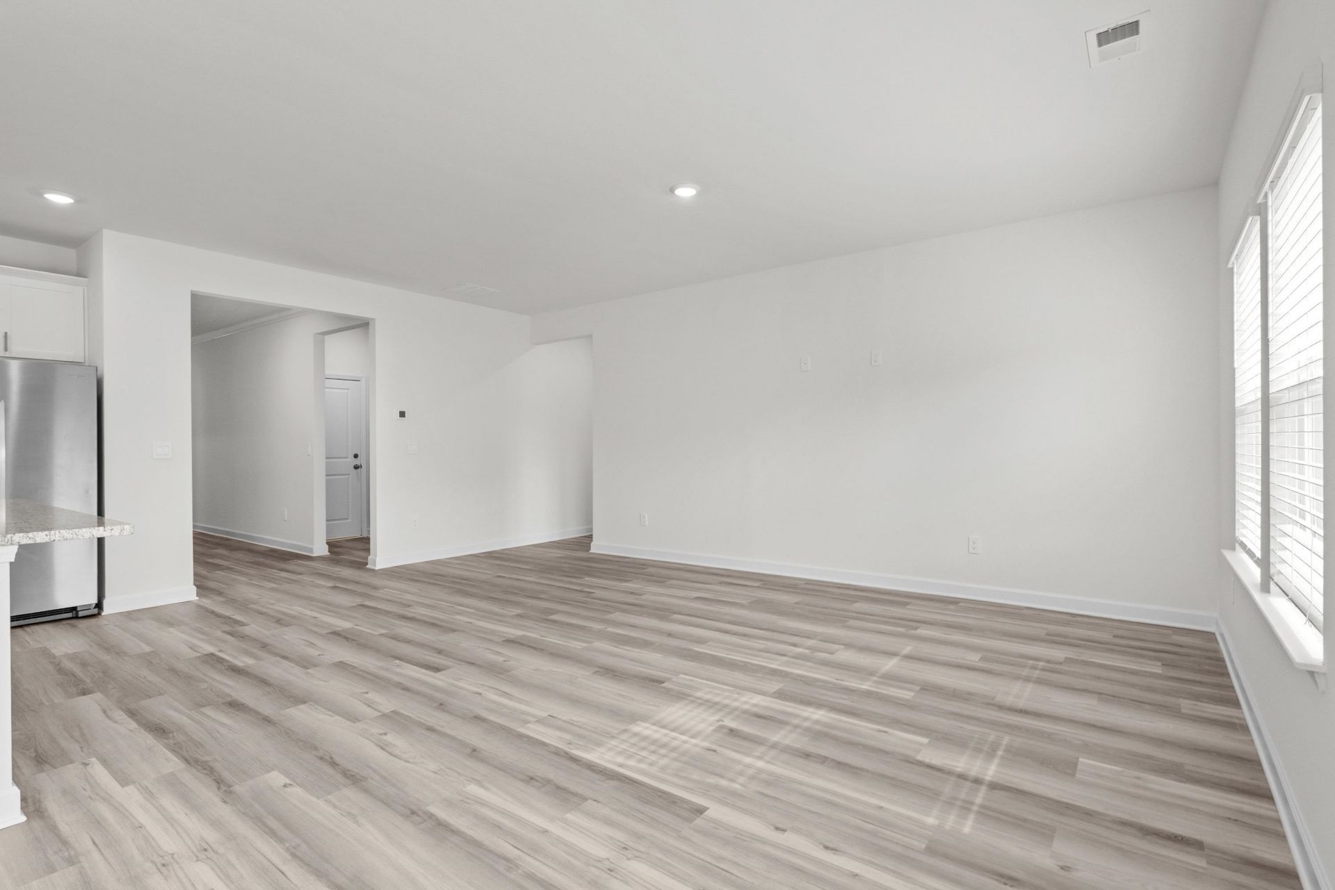 424 Congaree St Photo 15