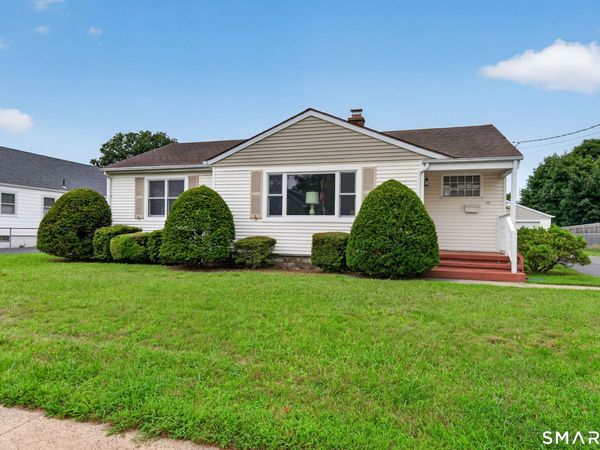 38 Chidsey, East Haven, CT 06512