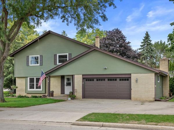 148 Beth COURT, Burlington, WI 53105