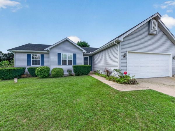 10374 Sunview Drive, Osceola, IN 46561