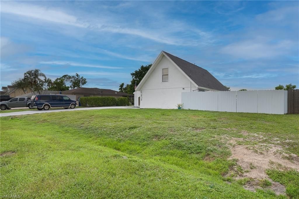 17472 Phlox Dr , Fort Myers, FL 33967 Photo