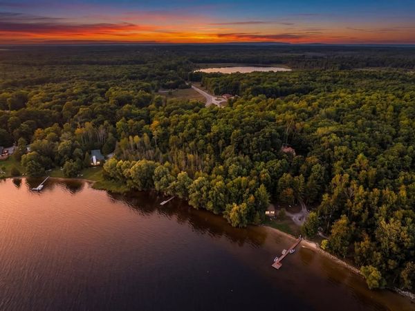 8970 Paradise Trail, Carp Lake, MI 49718