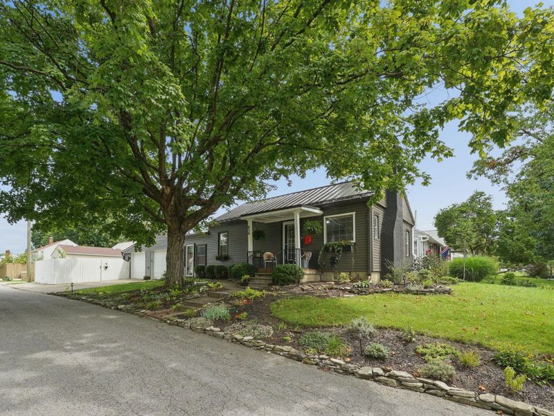 614 E Royal Forest Boulevard, Columbus, OH 43214 Photo 41