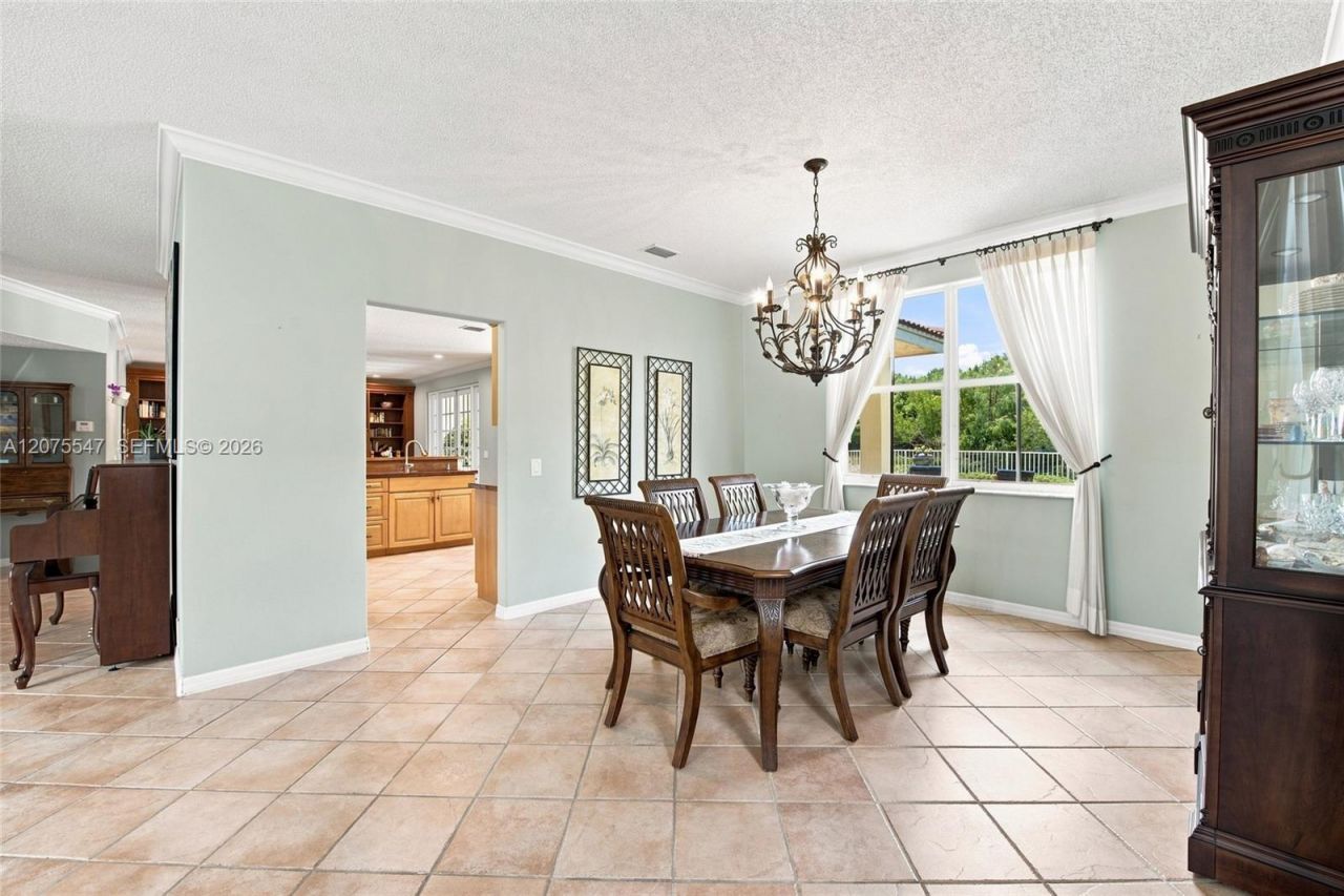 861 Crestview Cir, Weston, FL 33327 Photo