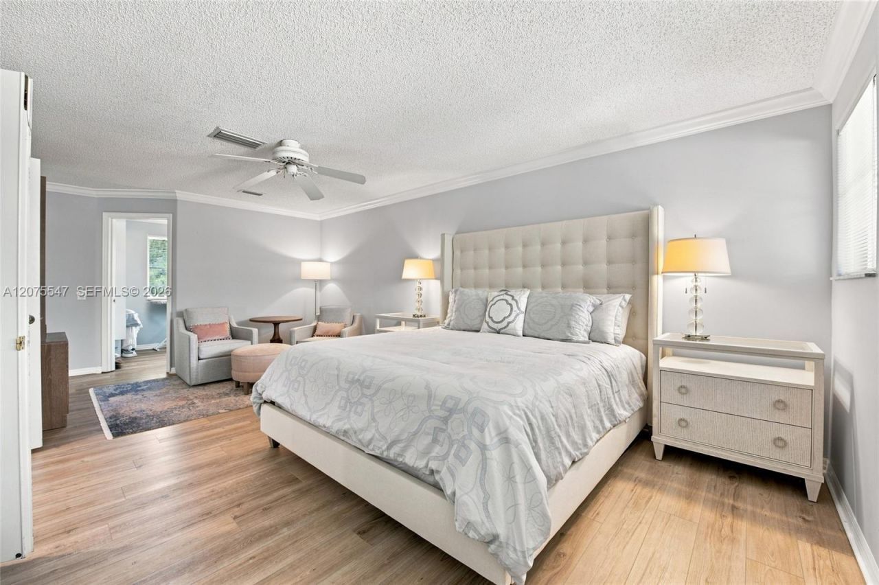 861 Crestview Cir, Weston, FL 33327 Photo