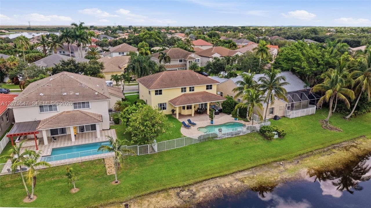 861 Crestview Cir, Weston, FL 33327 Photo
