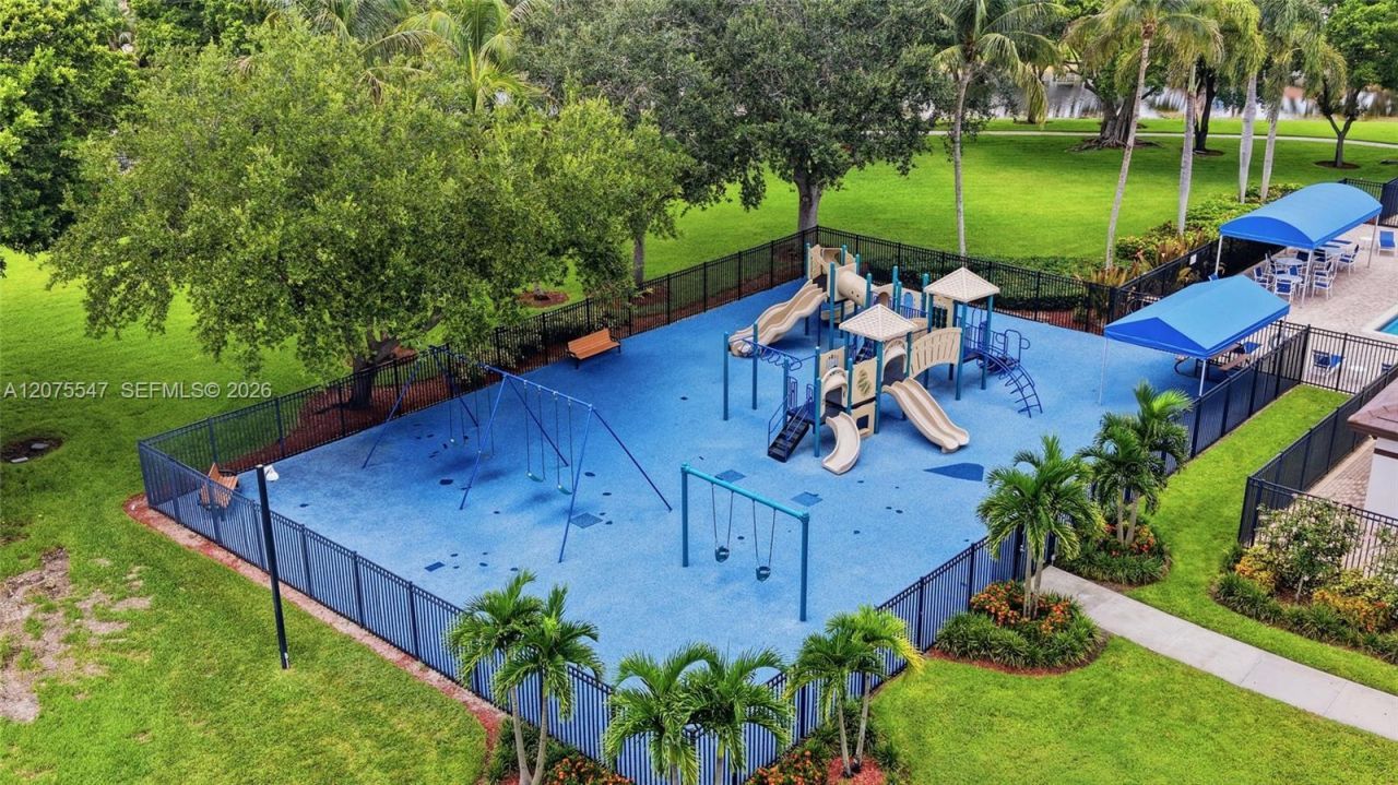 861 Crestview Cir, Weston, FL 33327 Photo