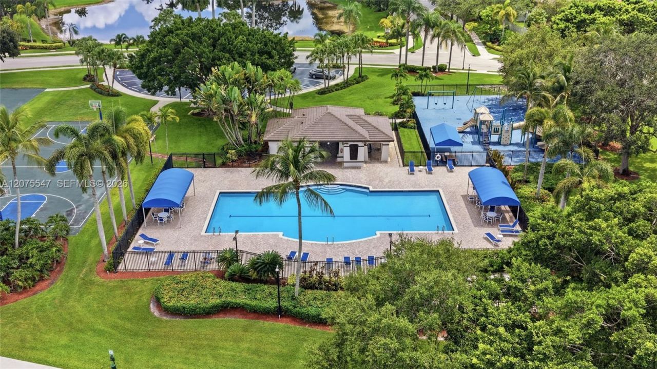 861 Crestview Cir, Weston, FL 33327 Photo