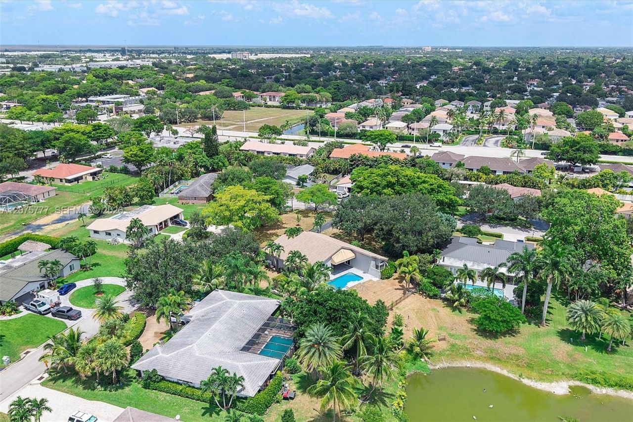 3301 NW 112th Ave , Coral Springs, FL 33065 Photo