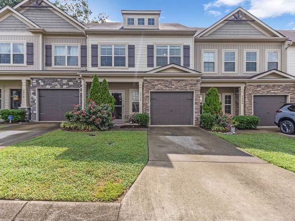2008 Abbingdon Way, Old Hickory, TN 37138
