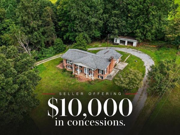 1696 Clouds Rd, New Tazewell, TN 37825