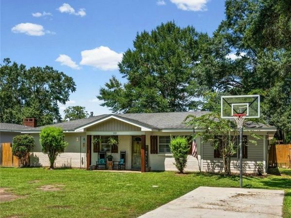 112 Fairlane Drive, Satsuma, AL 36572
