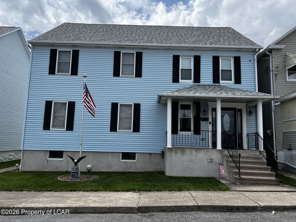 432 Hemlock Street, Freeland, PA 18224