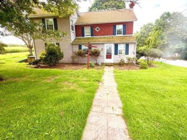 4776 BLUE HILL ROAD, GLENVILLE, PA 17329