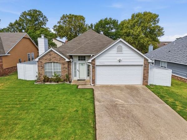 9252 S 85th East Avenue , Tulsa, OK 74133