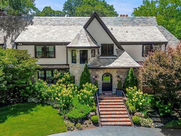 1235 W 57 Terrace, Kansas City, MO 64113
