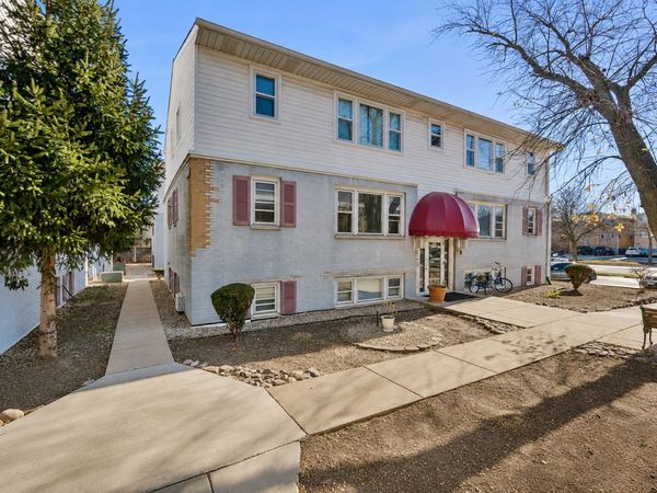 9421 Kelvin Lane , Unit 3153, Schiller Park, IL 60176