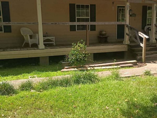 28 Hermantown Road, Sumrall, MS 39482