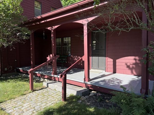 22 Wellington Rd, Templeton, MA 01468