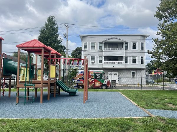 1389 Pembroke , Unit 2A, Bridgeport, CT 06608