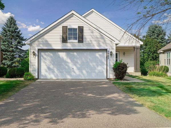 2485 Prairie Oak Trail , Woodbury, MN 55125