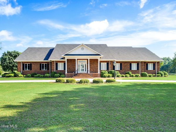 506 Lake Shore Drive, Warsaw, NC 28398