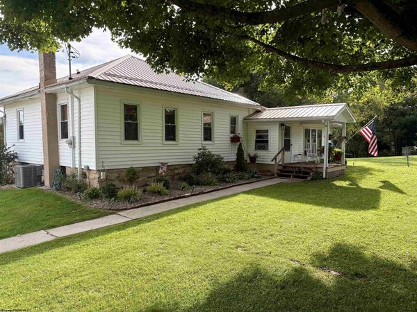 758 Jonestown Mount Liberty Road, Philippi, WV 26416