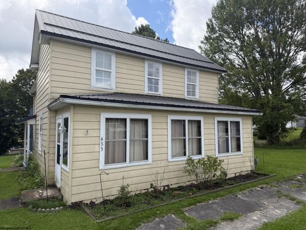 633 Blackwater Avenue, Davis, WV 26260
