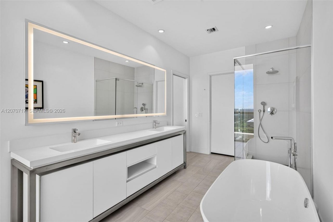 2000 Metropica Way, Unit PH07, Sunrise, FL 33323 Photo