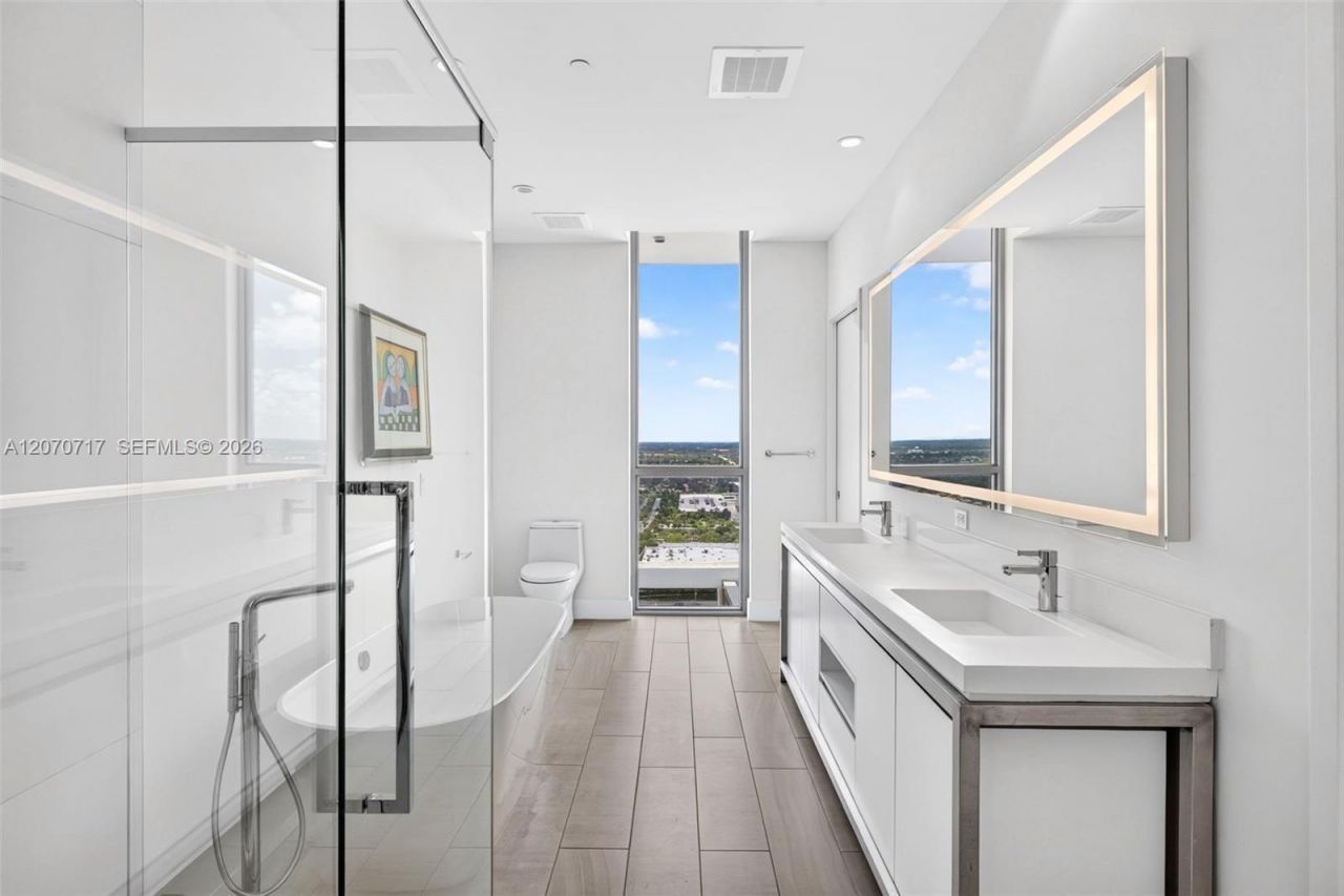 2000 Metropica Way, Unit PH07, Sunrise, FL 33323 Photo