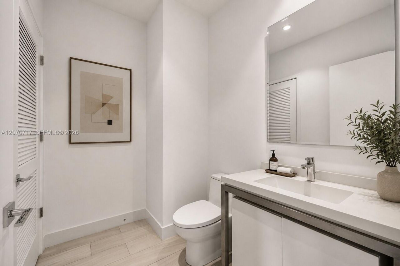 2000 Metropica Way, Unit PH07, Sunrise, FL 33323 Photo