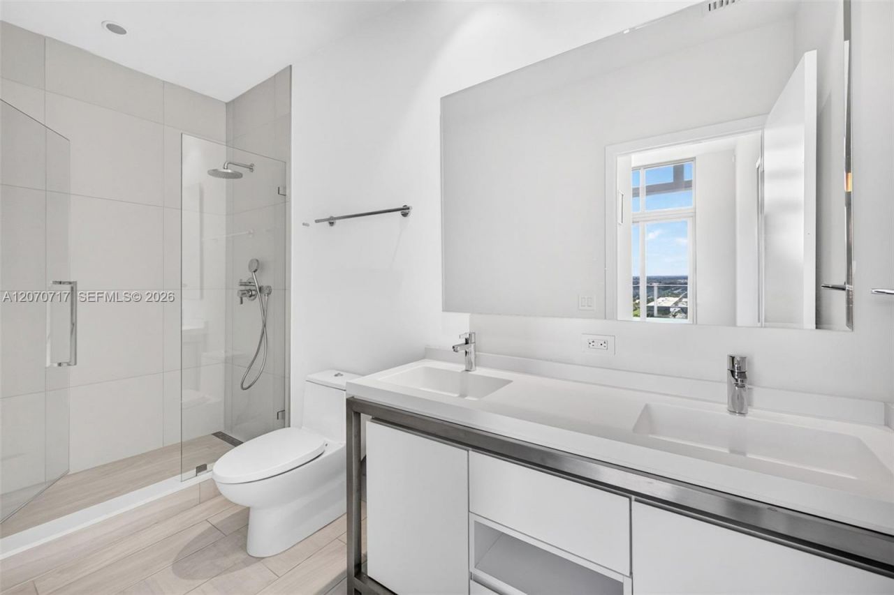 2000 Metropica Way, Unit PH07, Sunrise, FL 33323 Photo