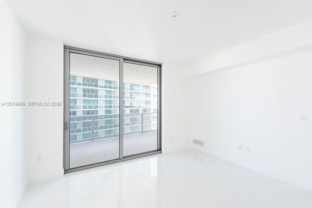 488 NE 18th St , Unit 1907, Miami, FL 33132 Photo