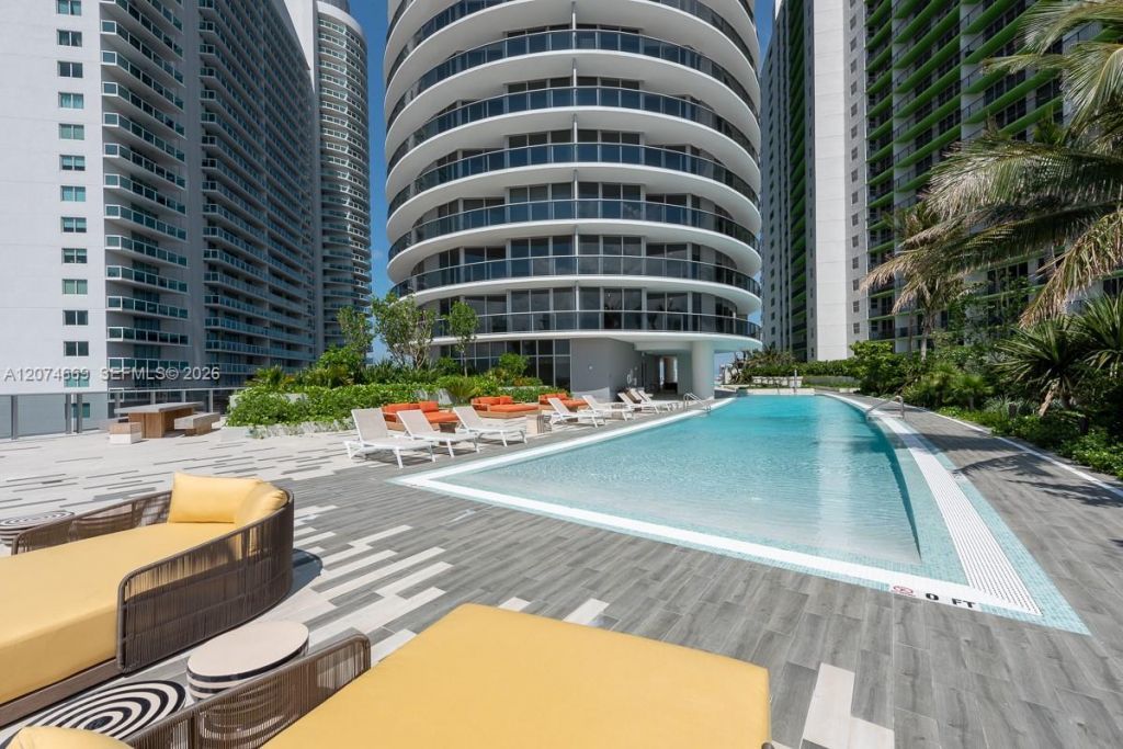 488 NE 18th St , Unit 1907, Miami, FL 33132 Photo