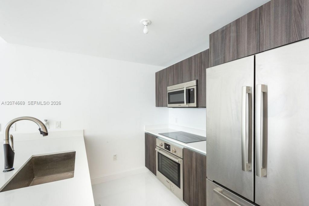 488 NE 18th St , Unit 1907, Miami, FL 33132 Photo