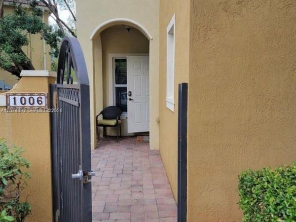 2851 W Prospect Rd , Unit 1006, Tamarac, FL 33309