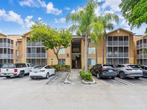 4015 W Mcnab Rd , Unit D210, Pompano Beach, FL 33069