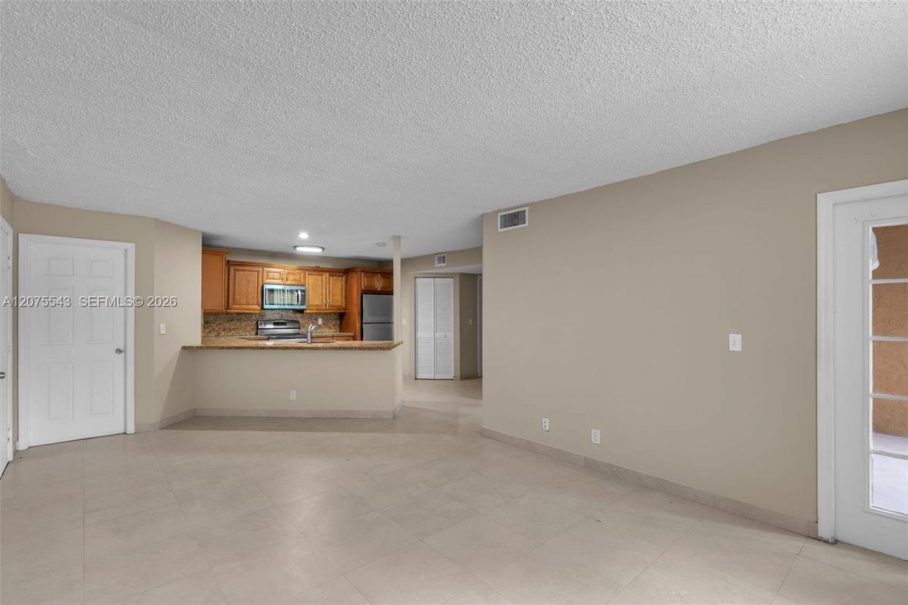 4015 W Mcnab Rd, Unit D210, Pompano Beach, FL 33069 Photo