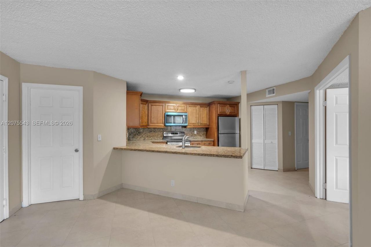 4015 W Mcnab Rd, Unit D210, Pompano Beach, FL 33069 Photo