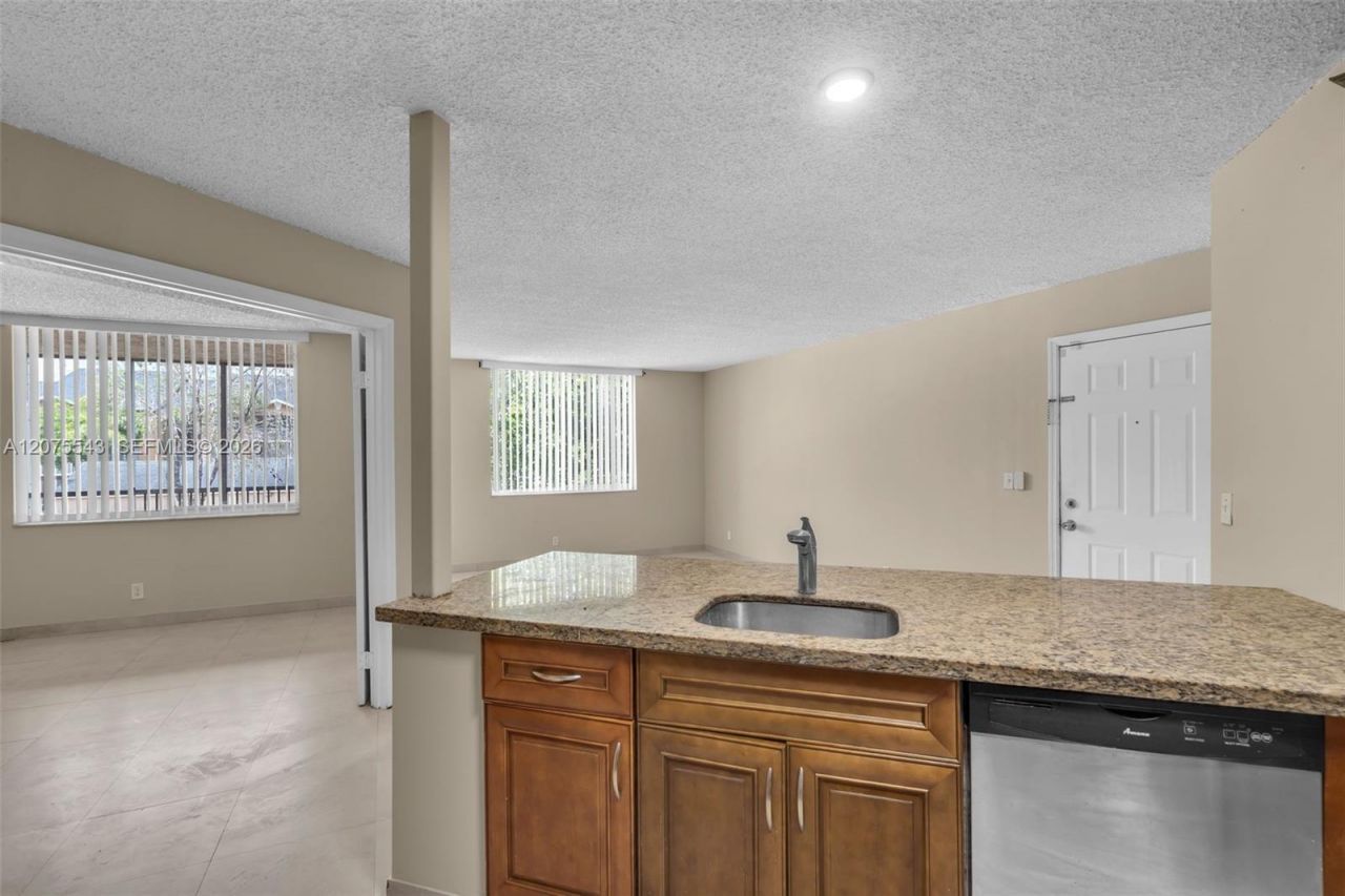 4015 W Mcnab Rd, Unit D210, Pompano Beach, FL 33069 Photo