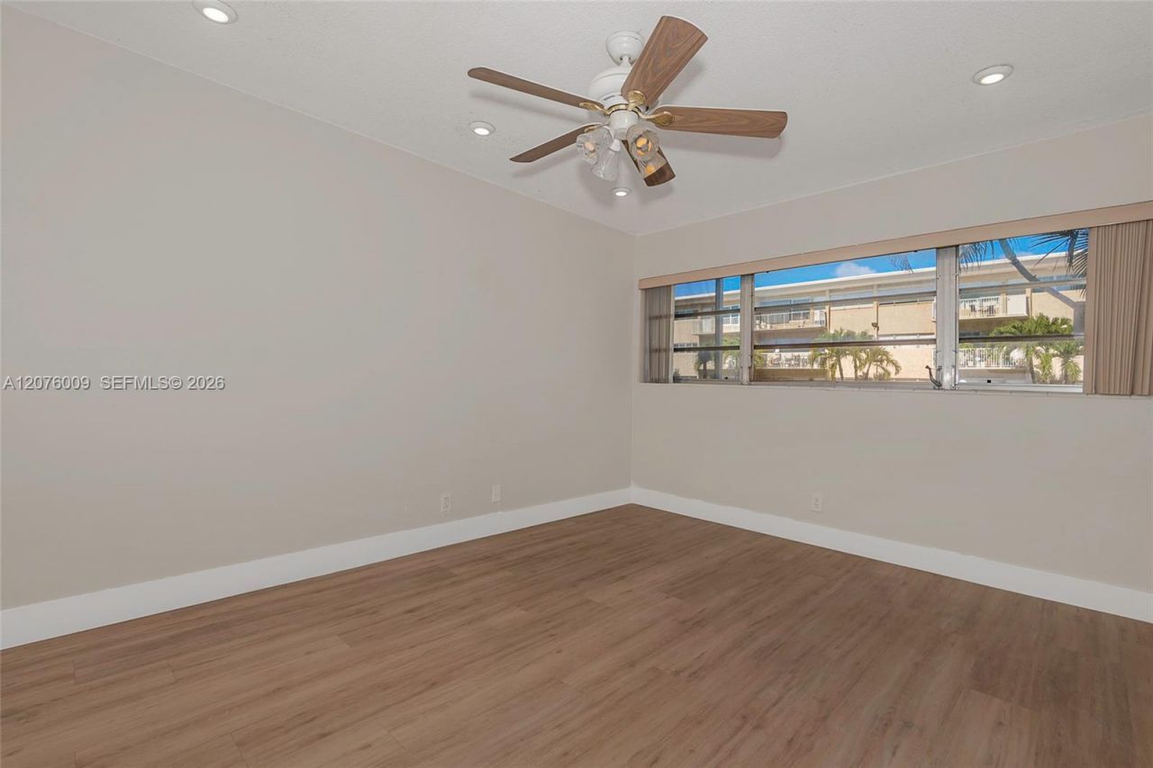 16800 NE 15th Ave, Unit 115, Miami, FL 33162 Photo