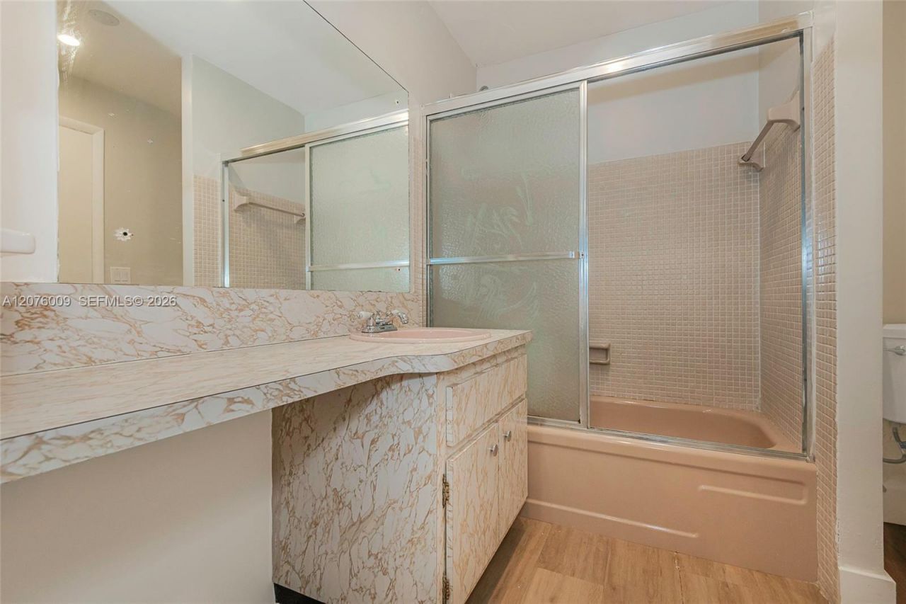16800 NE 15th Ave, Unit 115, Miami, FL 33162 Photo