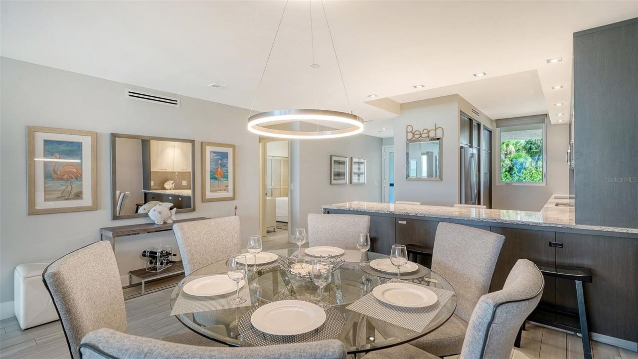 1055 Gulf Of Mexico Drive, Unit 105, Longboat Key, FL 34228 Photo