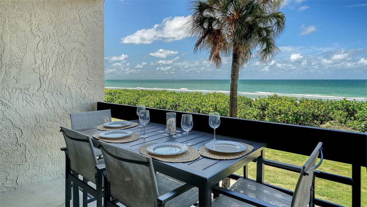 1055 Gulf Of Mexico Drive, Unit 105, Longboat Key, FL 34228 Photo