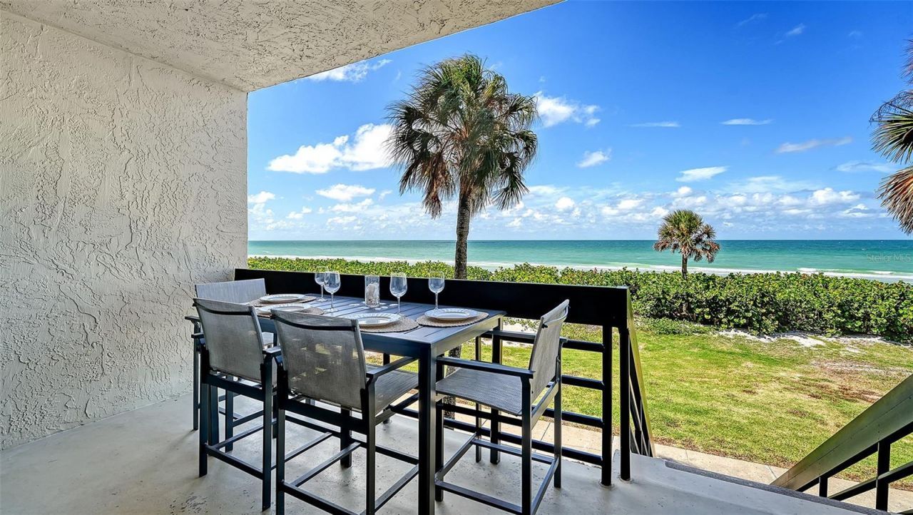 1055 Gulf Of Mexico Drive, Unit 105, Longboat Key, FL 34228 Photo